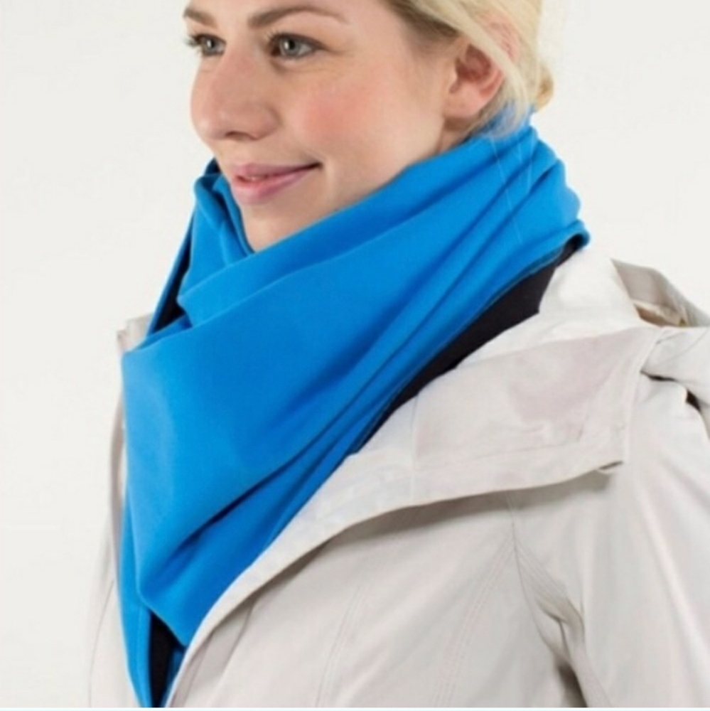 Lululemon vinyasa scarf